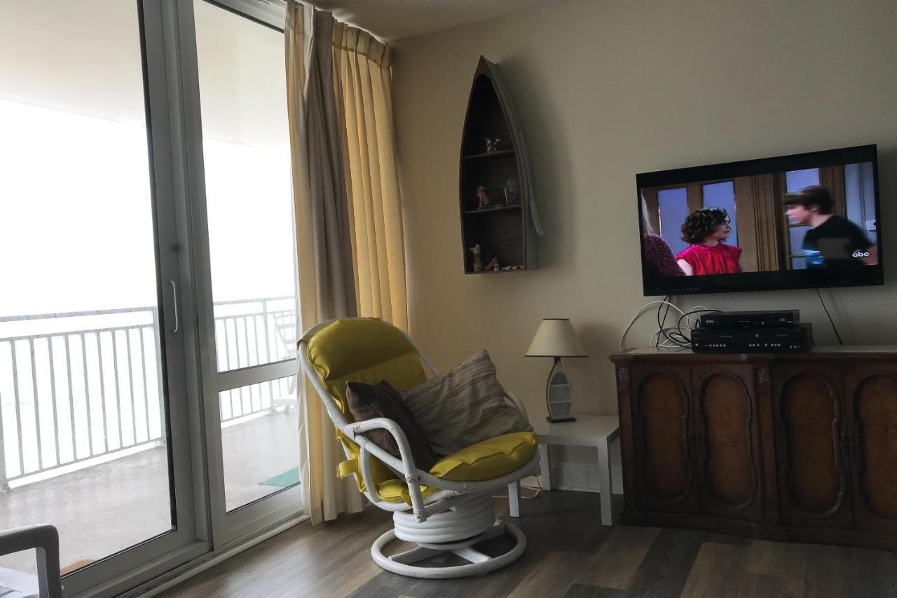 Carousel 1512 Apartment *